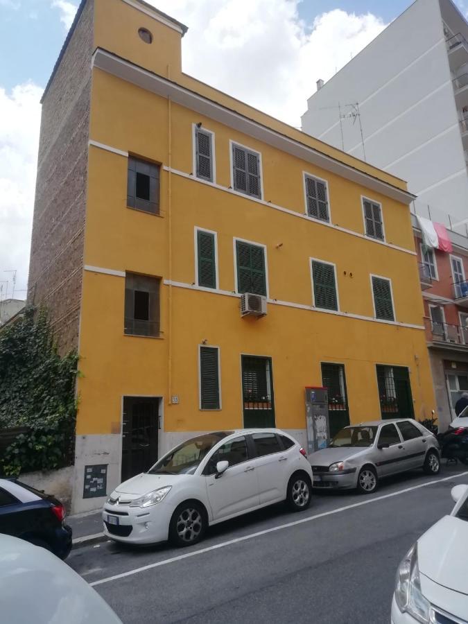 Apartment Urbino 33 Рим Экстерьер фото