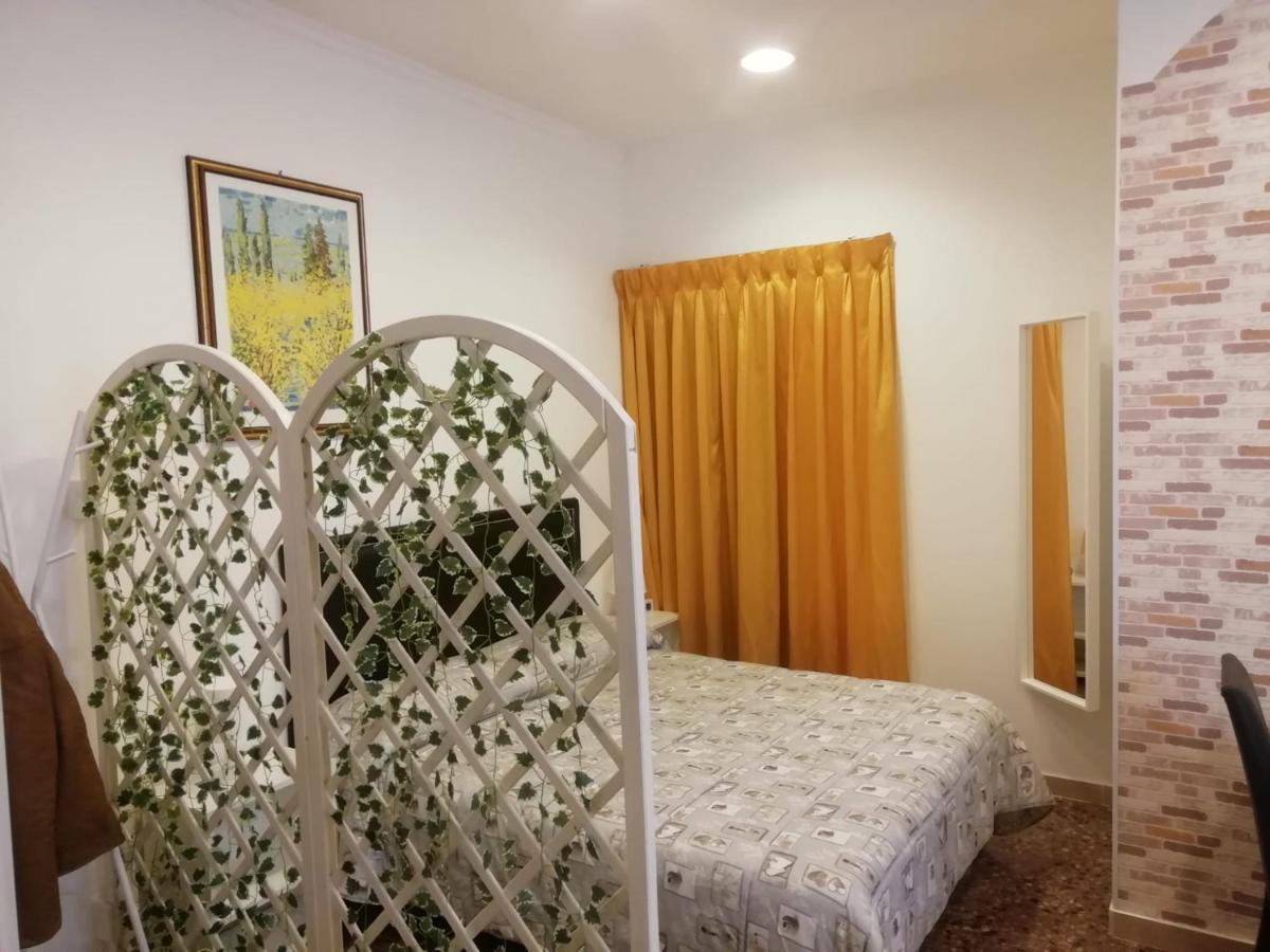 Apartment Urbino 33 Рим Экстерьер фото
